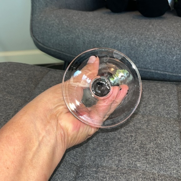 Hand Blown Bubble Glass Lilac Artland Water Goblet - Picture 4 of 4